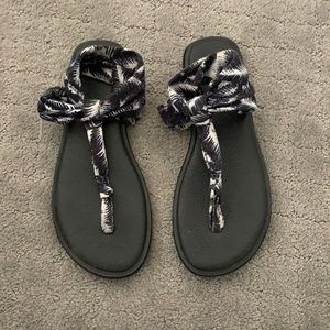 Sanuk sandals